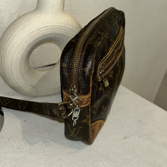 LOUIS VUITTON Marly Dragonne Clutch Hand Bag Monogram Leather - Picture 8 of 14